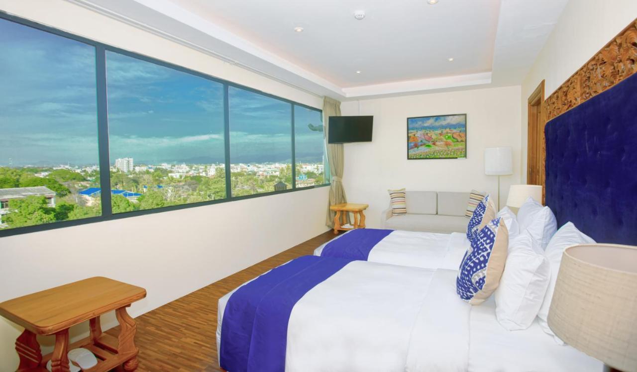 Sunset Palace View Suites Mandalay Exteriör bild