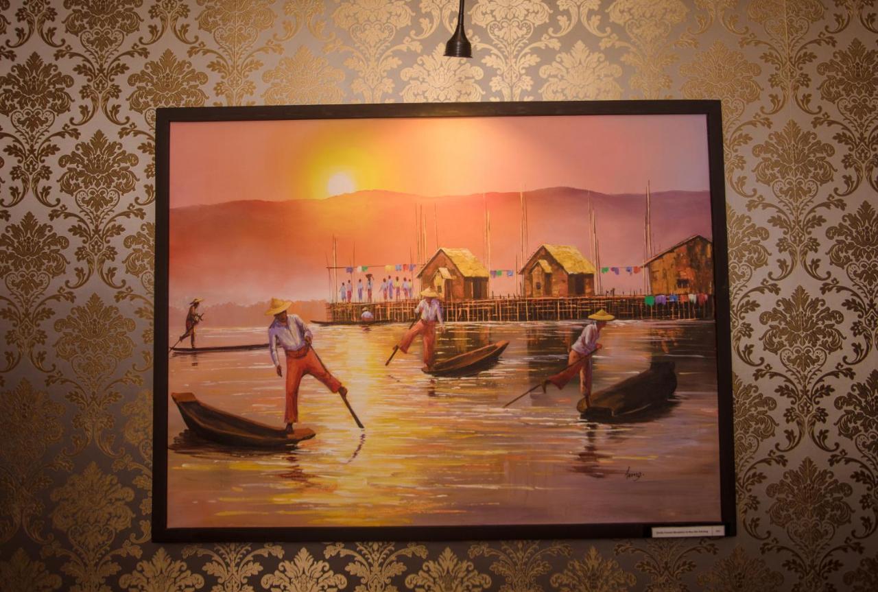 Sunset Palace View Suites Mandalay Exteriör bild